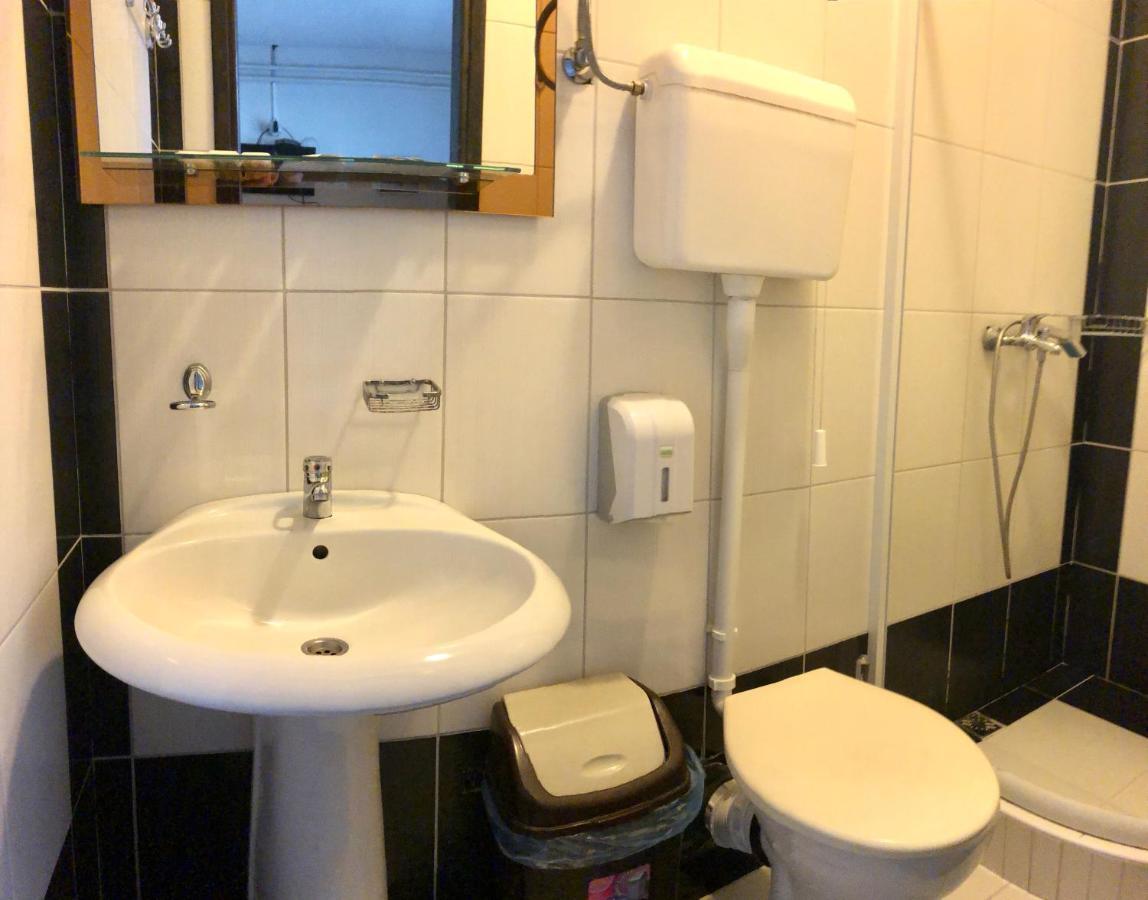 Guesthouse Duga Belgrad Exterior foto